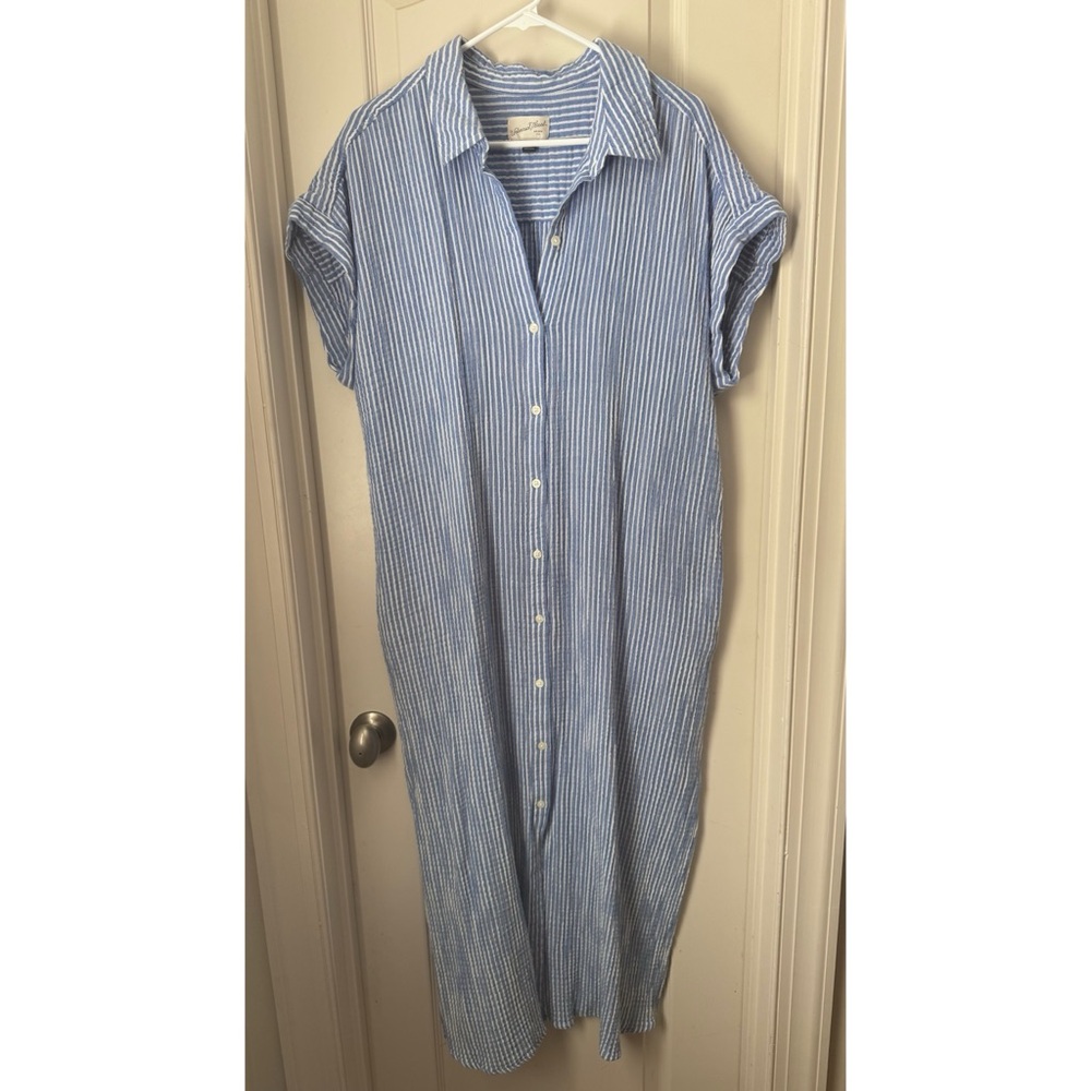 Universal Thread Blue and White Striped Button-Front Midi Dress